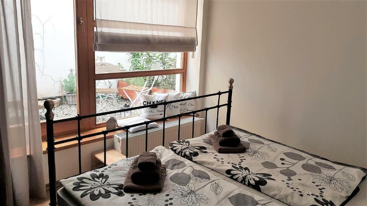 Old Town - Terrace & Parking Apartment Prag